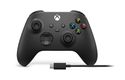 Xbox Wireless Controller + USB-C Cable 