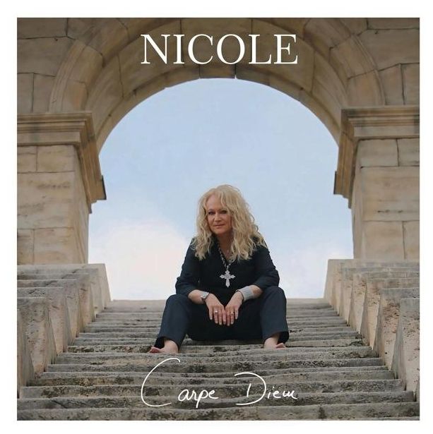 Nicole - Carpe Diem 