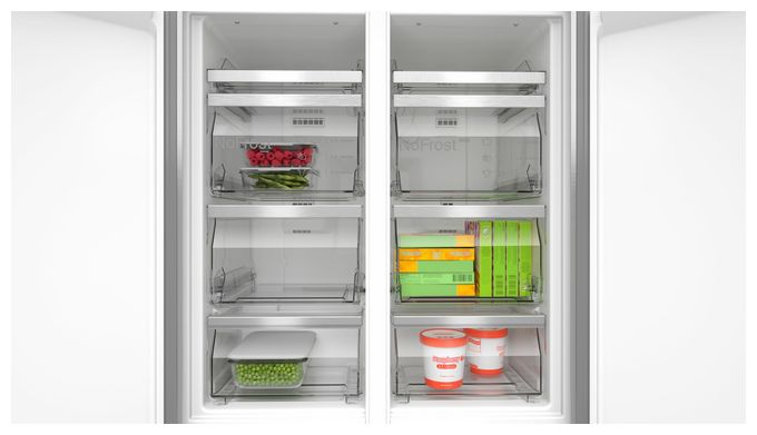 Side-by-Side Kühl-/ Gefrierkombination 324 l / 223 l 322 kWh NoFrost 1895 mm x 855 mm  Serie 4 KMC85LBEA (Schwarz) 