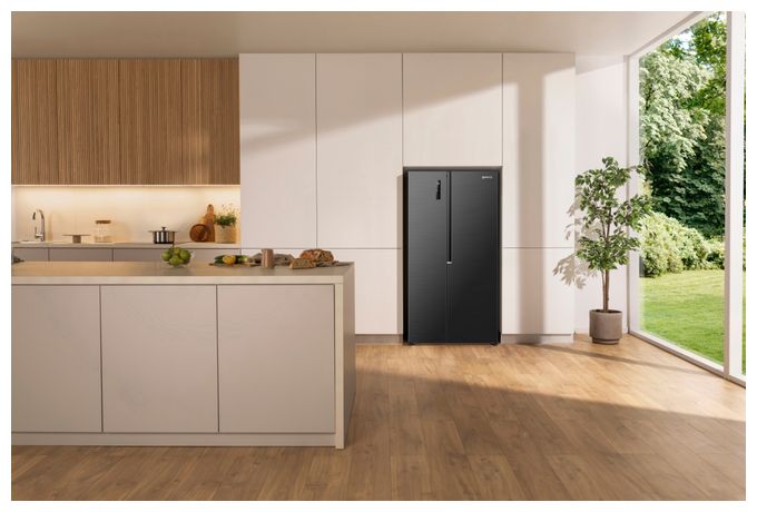 Side-by-Side Kühl-/ Gefrierkombination 347 l / 197 l 317 kWh NoFrost 1786 mm x 911 mm  NRS917E41BX (Schwarz) 