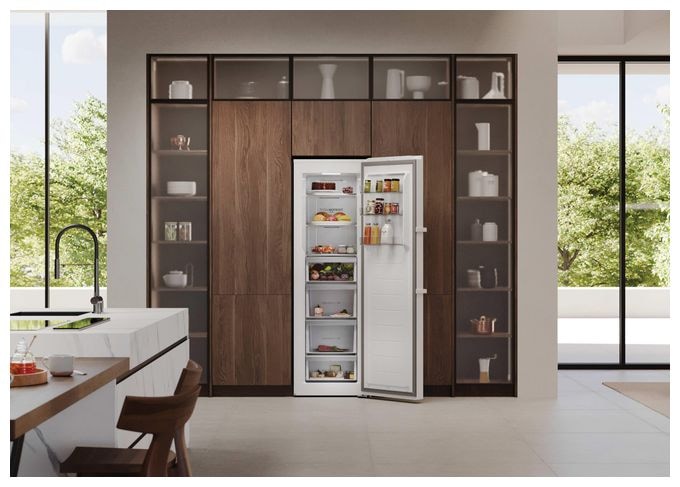 301 l Kühlschrank freistehend EEK: A 56 kWh Jahr NoFrost  H4R306WAH1 (Weiß) 