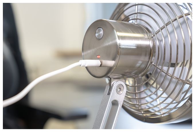  Steel Flex Akku-Tischventilator (Chrom) 