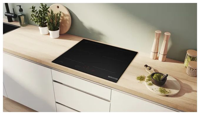 Backofen-Set groß AutoClean mit autarkem 60,2 cm Induktions Kochfeld HBDMATTK09 (HBG4790B3 + PVQ69BHC1E) 