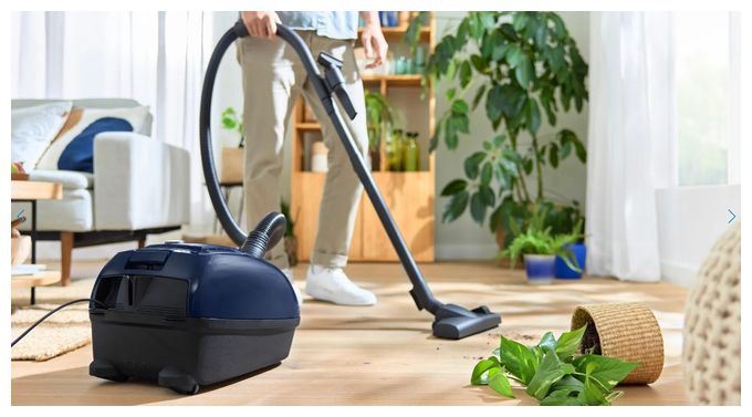 Bodenstaubsauger mit Staubbeutel 600 W PureAir  Serie 4 BGD38BU2 (Blau) 