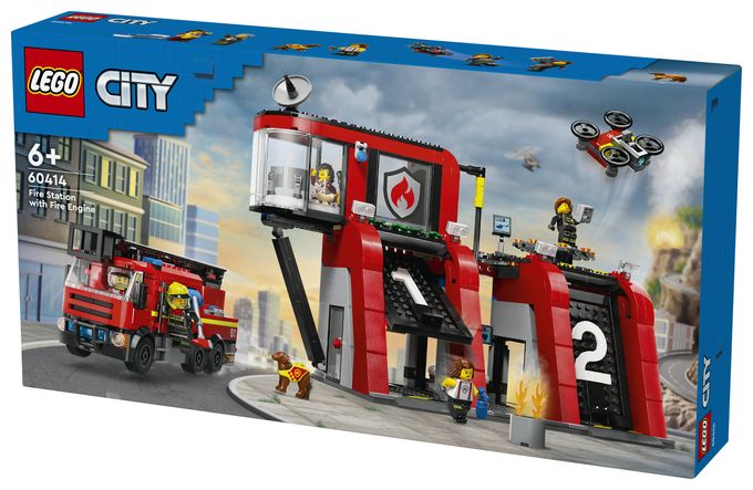 Feuerwehrstation mit Drehleiterfahrzeug 