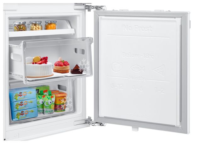 223 l / 74 l Einbau Kühl-/Gefrierkombination 183 kWh NoFrost BRB80F30ADF0 