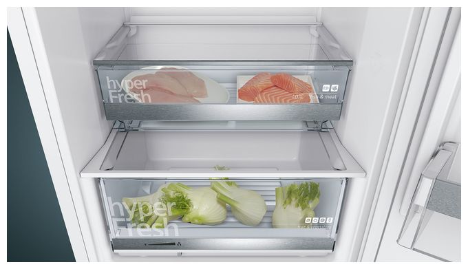 249 l / 94 l Kühl-Gefrierkombi freistehend 149 kWh Jahr  iQ500 KG39EAWCA (Weiß) 