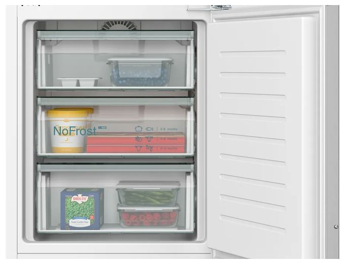 215 l Kühlteil 75 l Gefrierteil 194 cm Einbau Kühl-/Gefrierkombination NoFrost iQ500 KI96NSDD0 