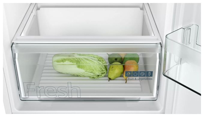 184 l / 76 l 177,5 cm Einbau Kühl-/Gefrierkombination 234 kWh NoFrost iQ100 KI86NNFE0 