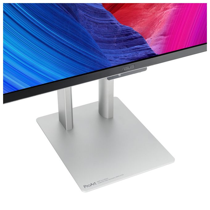 4K Ultra HD Monitor 80 cm (31.5 Zoll) 16:9 0,1 ms 250 cd/m²  ProArt OLED PA32UCDM (Silber) 