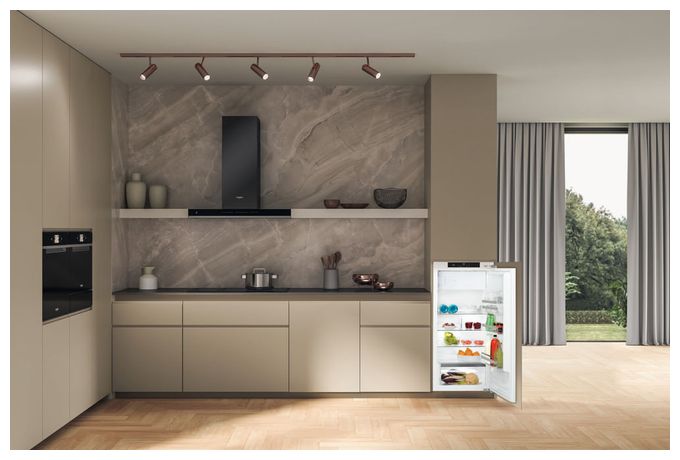 171 l Einbaukühlschrank EEK: D 121 kWh Jahr BKSI12GF3D 