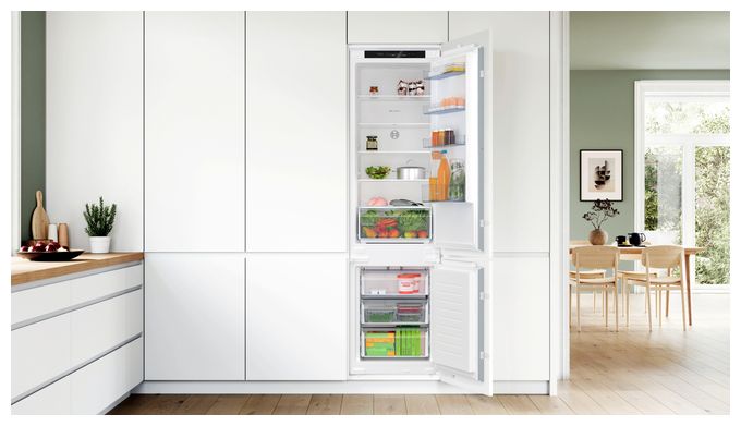 215 l / 75 l 194 cm Einbau Kühl-/Gefrierkombination 231 kWh NoFrost Serie 2 KIN96NSE0 