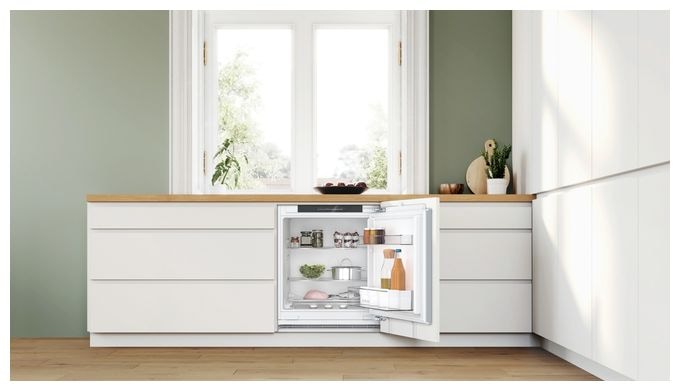 134 l 82 cm Einbaukühlschrank EEK: E 93 kWh Jahr Serie 4 KUR21VFE0 