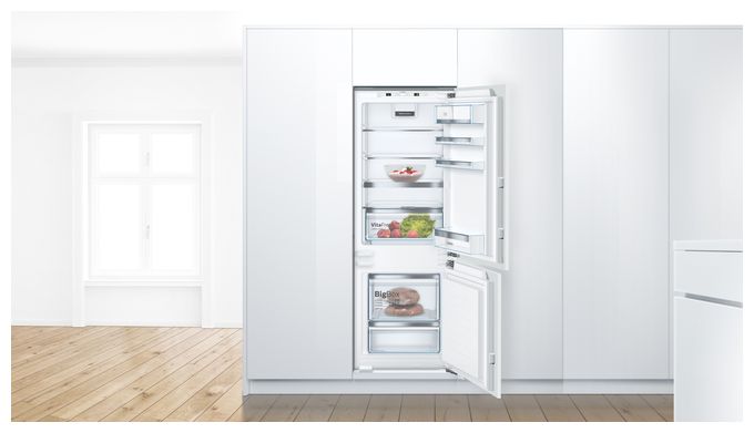 167 l / 62 l 158 cm Einbau Kühl-/Gefrierkombination 166 kWh Serie 6 KIS77ADD0 