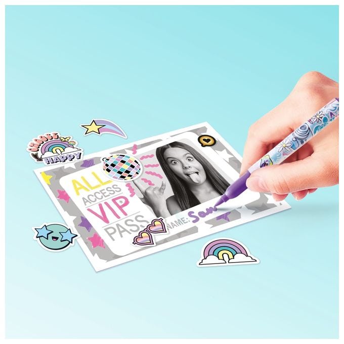 Retro Instant Camera 