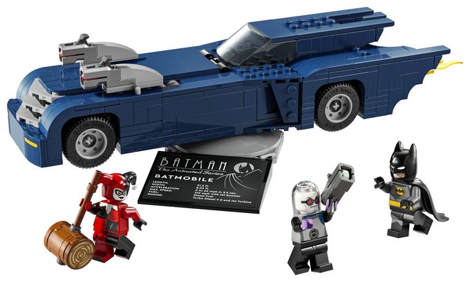 BatmanTM im BatmobilTM vs. Harley QuinnTM und Mr. FreezeTM 
