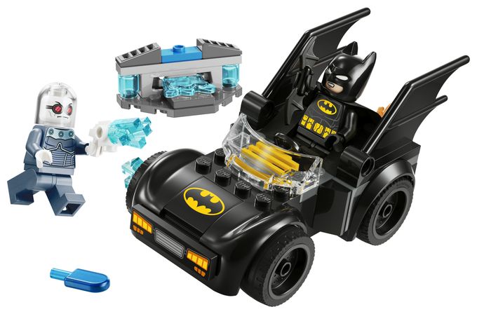 BatmanTM & BatmobilTM vs. Mr. FreezeTM 