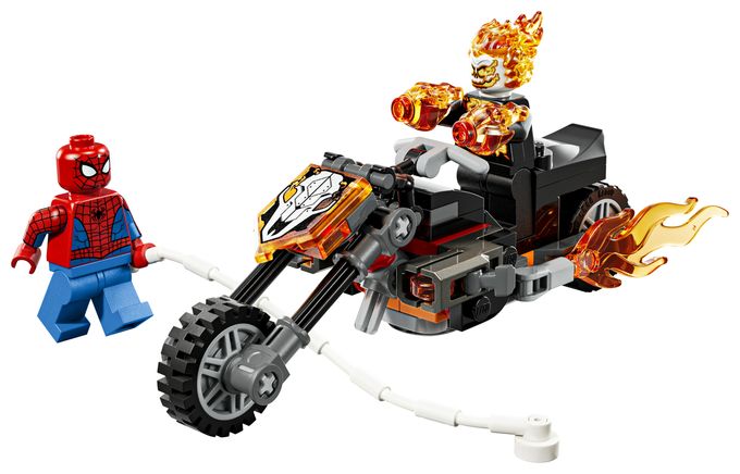 Spider-Man vs. Ghost Rider auf seinem Motorrad 