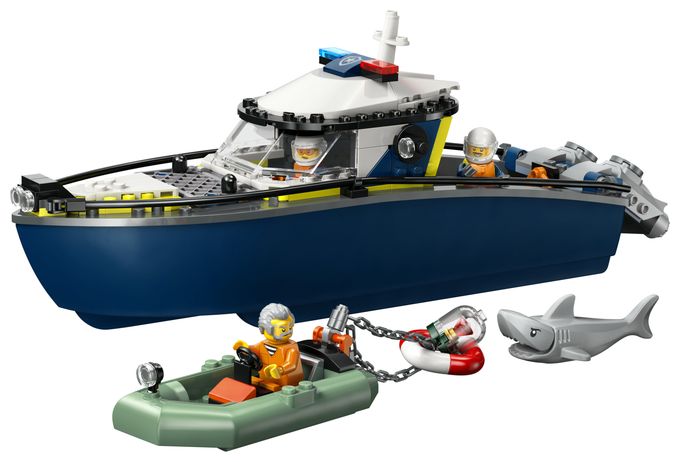 Verfolgungsjagd im Polizeiboot 