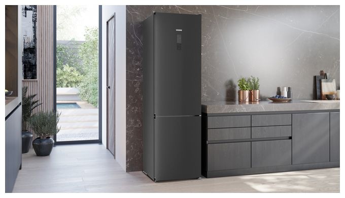 260 l / 103 l Kühl-Gefrierkombi freistehend NoFrost 162 kWh Jahr  iQ300 KG39NXXCF (Schwarz) 