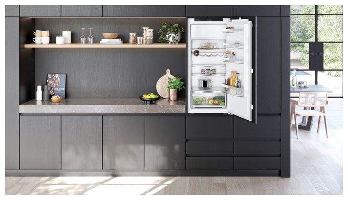 172 l 122,5 cm Einbaukühlschrank EEK: E 147 kWh Jahr iQ300 KI42LVFE0 