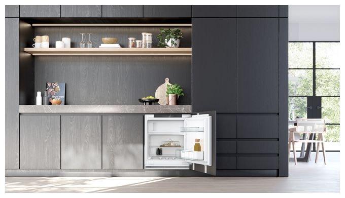 93 l 82 cm Einbaukühlschrank EEK: D 119 kWh Jahr iQ300 KU22LVFD0 