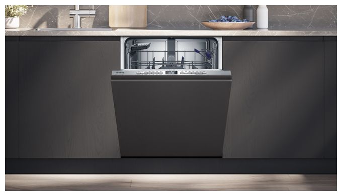 60 cm Geschirrspüler vollintegriert (ohne Front) Sehr leise 13 Maßgedecke aquaStop Funktion Wärmetauscher/Türöffnungstrocknung iQ300 SN63EX21AE 