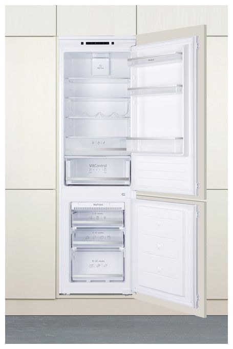 190 l / 56 l Einbau Kühl-/Gefrierkombination 166 kWh NoFrost EKGCS387941 