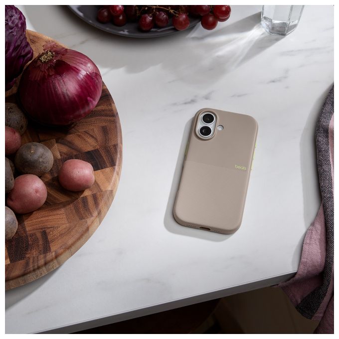 Cover für Apple iPhone 17  Beats Rugged Case mit MagSafe (Grau) 