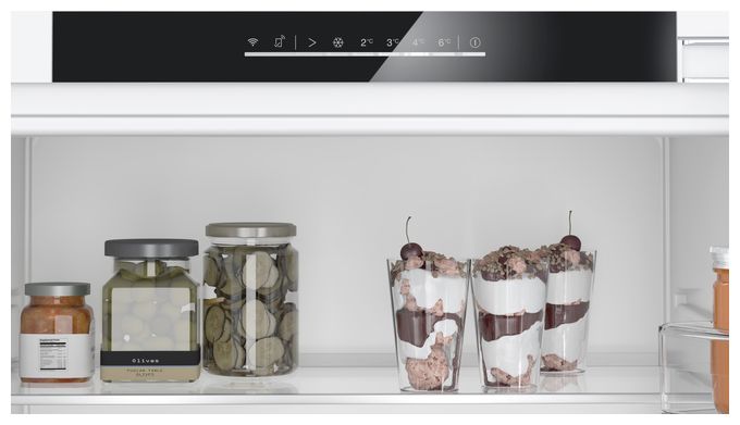 134 l 82 cm Einbaukühlschrank EEK: E 93 kWh Jahr Serie 4 KUR21VFE0 