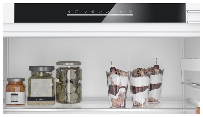 134 l 82 cm Einbaukühlschrank EEK: E 93 kWh Jahr Serie 6 KUR21ADE0 