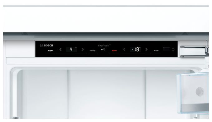 156 l / 67 l 177,5 cm Einbau Kühl-/Gefrierkombination 252 kWh NoFrost Serie 8 KIF86PFE0 