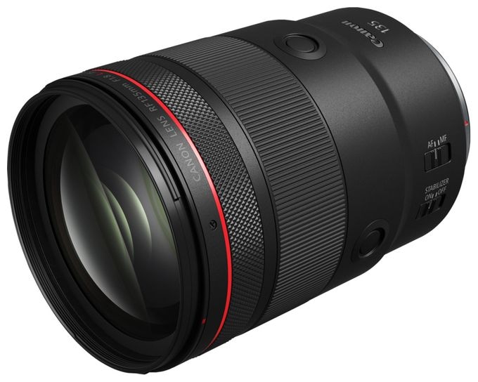 RF 135mm F1.8 L IS USM 