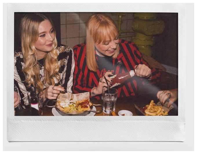 instax WIDE 