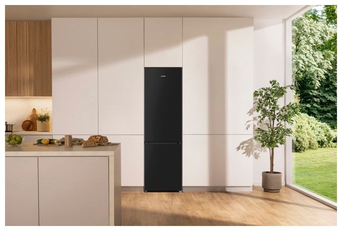 197 l / 71 l Kühl-Gefrierkombi freistehend 168 kWh Jahr  RK418DPB4I (Schwarz) 