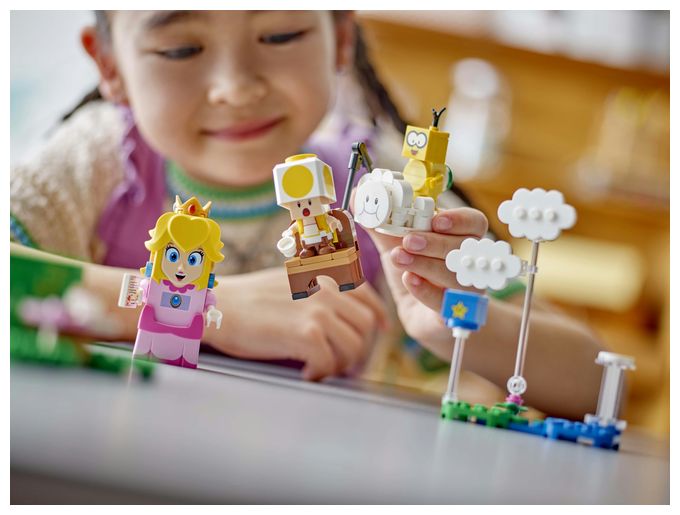 Abenteuer mit der interaktiven LEGO® Peach™ 