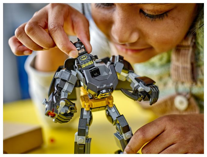 BatmanTM Mech 