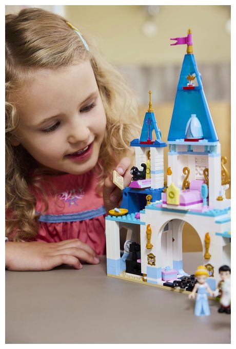 Cinderellas Schloss und Pferdekutsche 