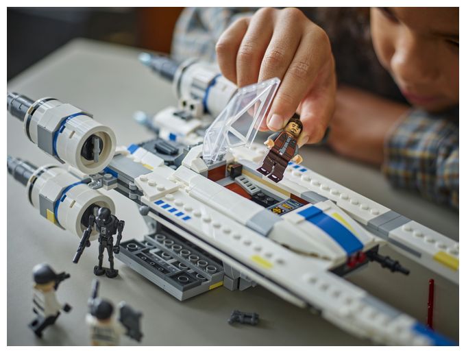 Rebel U-Wing Starfighter™ 