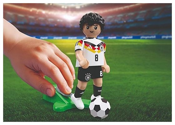 72254 DFB Trainingsset Goretzka vs Rüdiger 