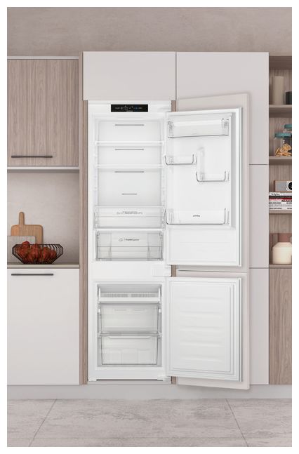 182 l / 68 l Einbau Kühl-/Gefrierkombination 179 kWh NoFrost PCITN18S3 