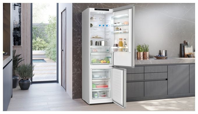 260 l / 103 l Kühl-Gefrierkombi freistehend NoFrost 162 kWh Jahr  IQ300 KG39N2LCF (Edelstahl) 