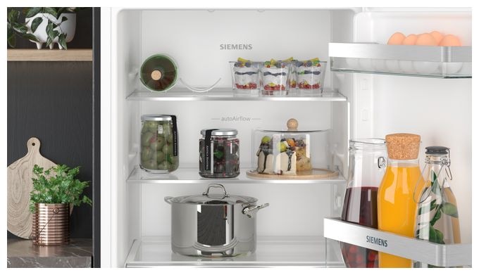 136 l 88 cm Einbaukühlschrank EEK: E 92 kWh Jahr iQ300 KI21RVFE0 