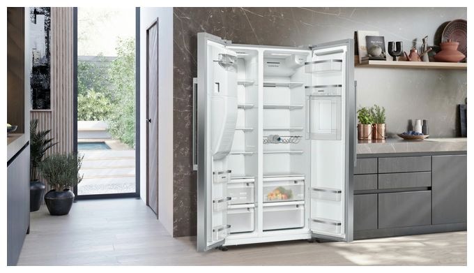 Side-by-Side Kühl-/ Gefrierkombination 369 l / 191 l 258 kWh NoFrost 1787 mm x 908 mm  iQ500 KA93GAIDP (Grau) 