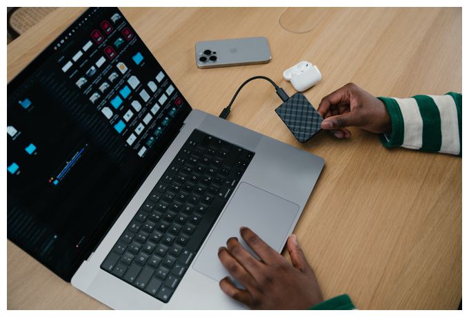 2 TB SSD  Store 'n' Go Mini Diamond (Schwarz) 