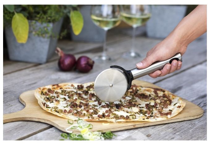 111429 Pizzaschneider 22cm 