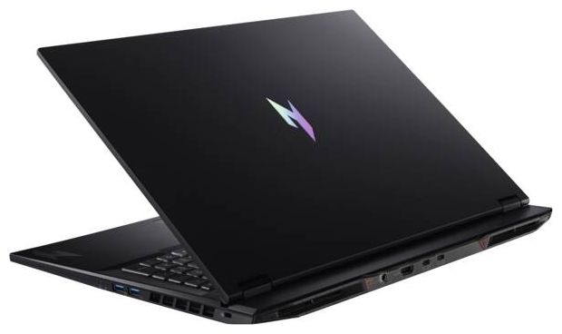 Nitro 18 AI (AN18-61-R8X3) 