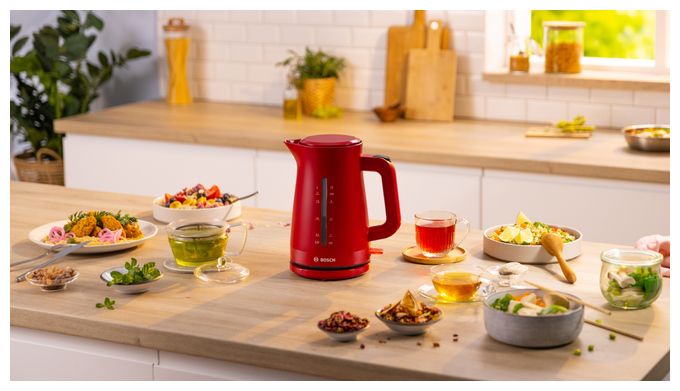 1,7 l Wasserkocher 2400 W  TWK3M124 MyMoment (Rot) 