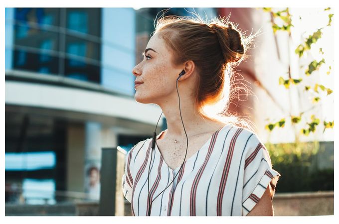 In-Ear Kopfhörer Kabelgebunden IPX2 USB Typ-C  HA-FR17UC (Schwarz) 