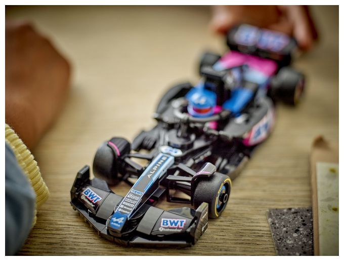 BWT Alpine F1® Team A524 Rennauto 